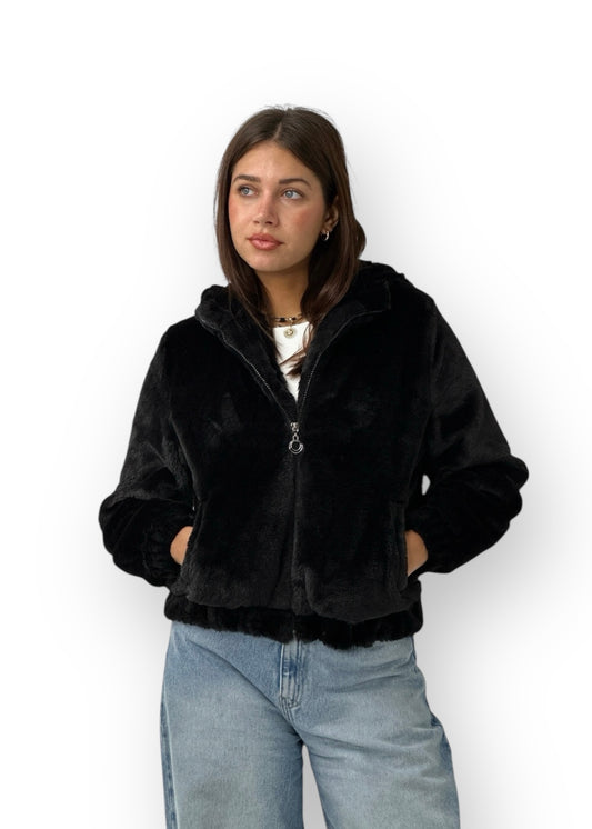 Fluffy Fur Jacket - Black - lumiabrand_